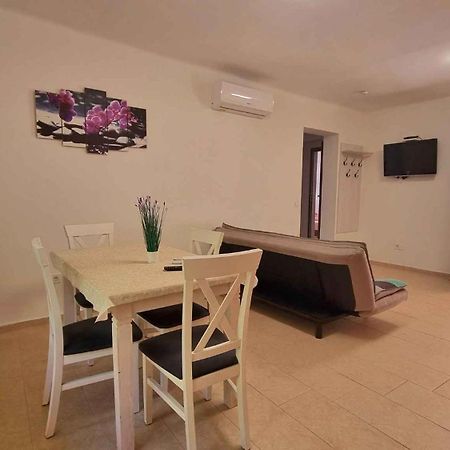 Apartment In Balatonlelle 40765 エクステリア 写真