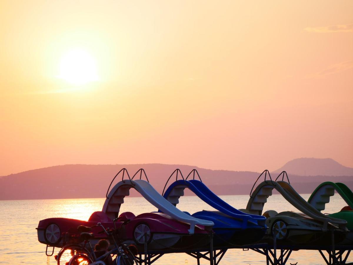Apartment In Balatonlelle 40765 エクステリア 写真